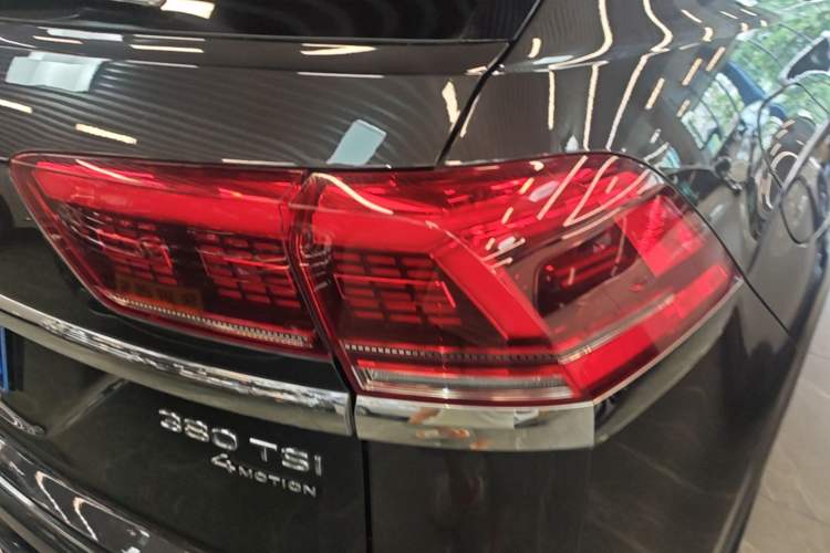 Used Volkswagen Teramont X 2021 380TSI Four-Wheel Drive Luxury Edition Right Rear Taillight