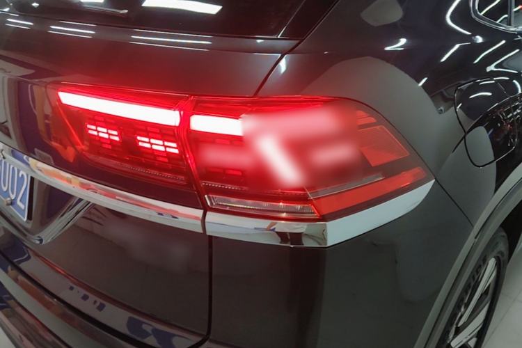 Used Volkswagen Teramont X 2021 380TSI Four-Wheel Drive Prestige Luxury Edition Right Rear Taillight