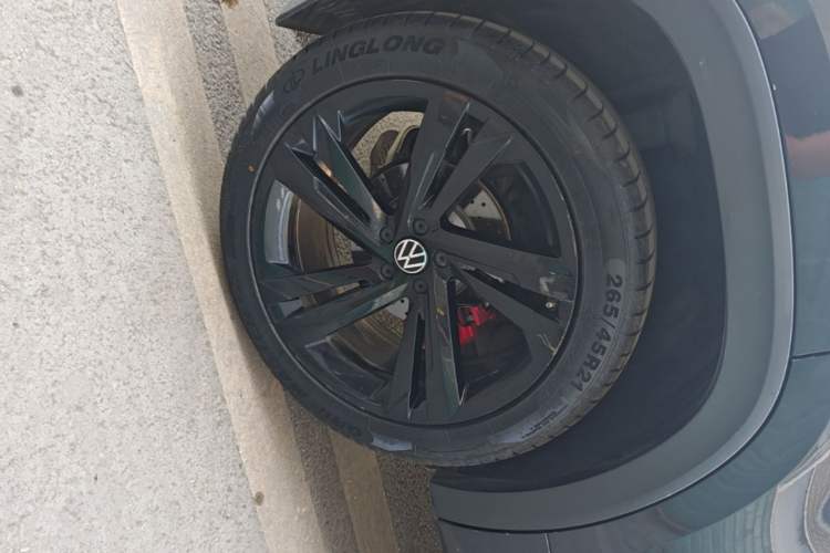 Used Volkswagen Teramont X 2021 380TSI Four-Wheel Drive Midnight Edition Right Rear Wheel Hub