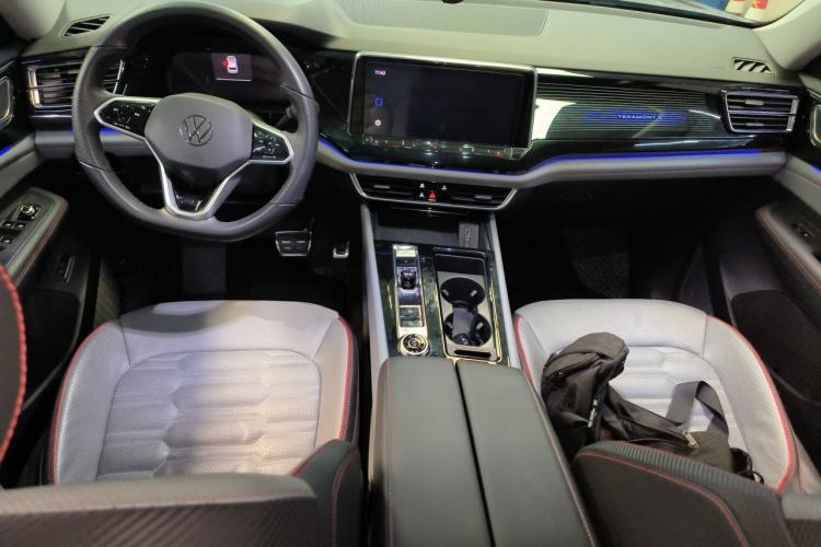 Used Volkswagen Teramont X 2021 380TSI Four-Wheel Drive Prestige Luxury Edition Center Console