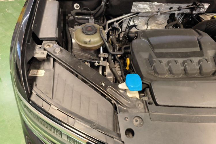 Used Volkswagen Teramont X 2021 380TSI Four-Wheel Drive Prestige Luxury Edition Engine Bay Right