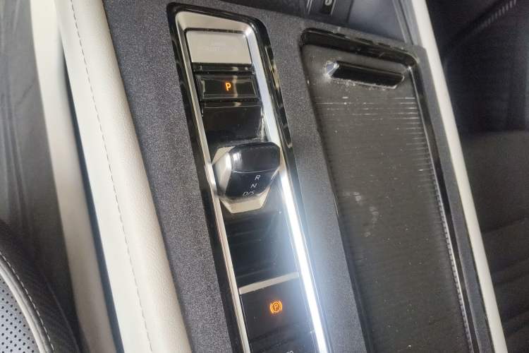 Used Volkswagen Teramont X 2021 380TSI Four-Wheel Drive Prestige Luxury Edition Gear Lever