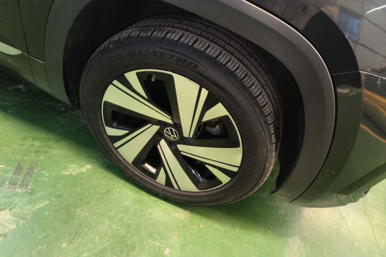 Used Volkswagen Teramont X 2021 380TSI Four-Wheel Drive Prestige Luxury Edition Right Front Wheel Hub