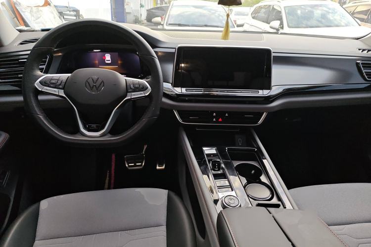 Used Volkswagen Teramont X 2021 380TSI Four-Wheel Drive Luxury Edition Center Console