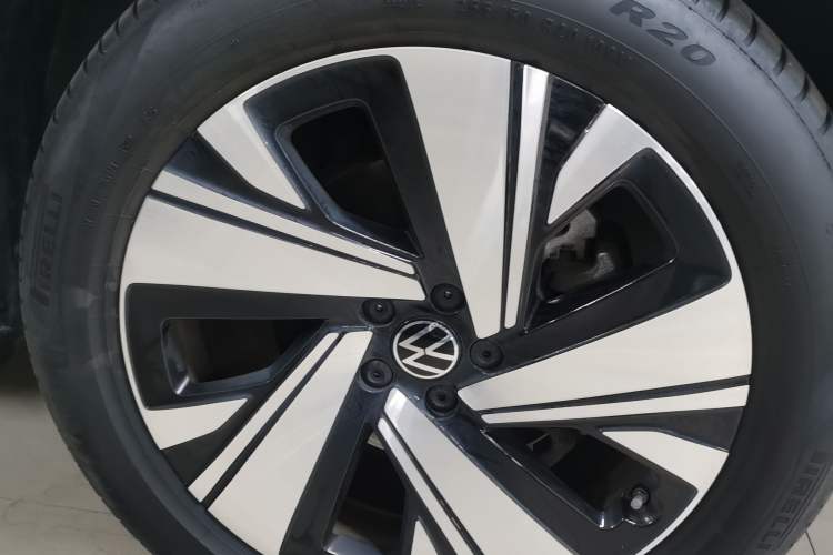 Used Volkswagen Teramont X 2021 330TSI Two-Wheel-Drive Prestige Luxury Edition Exterior 5