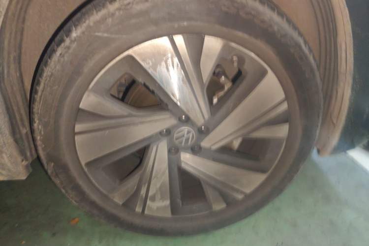 Used Volkswagen Teramont X 2021 380TSI Four-Wheel Drive Prestige Luxury Edition Right Front Wheel Hub