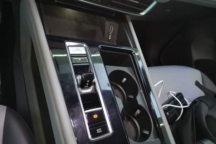 Used Volkswagen Teramont X 2021 330TSI Two-Wheel-Drive Luxury Edition Gear Lever