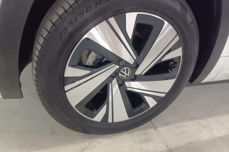 Used Volkswagen Teramont X 2021 330TSI Two-Wheel-Drive Prestige Luxury Edition Left Front Wheel Hub