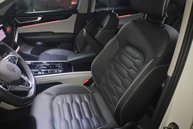 Used Volkswagen Teramont X 2021 530 V6 Four-Wheel Drive Prestige Flagship Edition Left Rear Seat