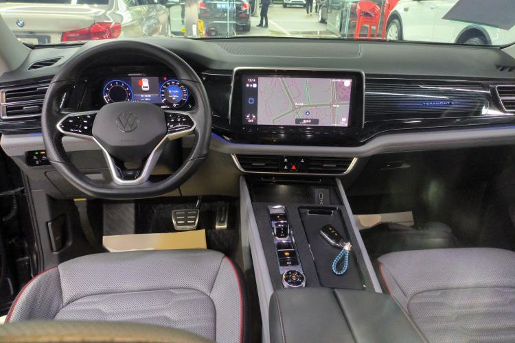 Used Volkswagen Teramont X 2022 380TSI Four-Wheel Drive Prestige Luxury Edition Center Console