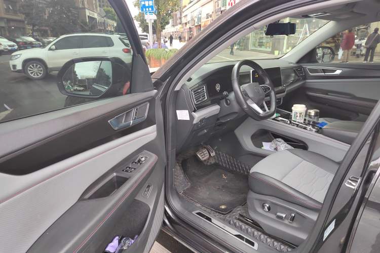 Used Volkswagen Teramont X 2022 380TSI Four-Wheel Drive Luxury Edition Driver Seat