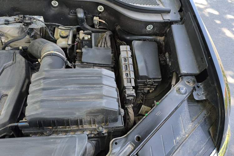 Used Volkswagen Teramont X 2022 380TSI Four-Wheel Drive Prestige Luxury Edition Engine Bay Left