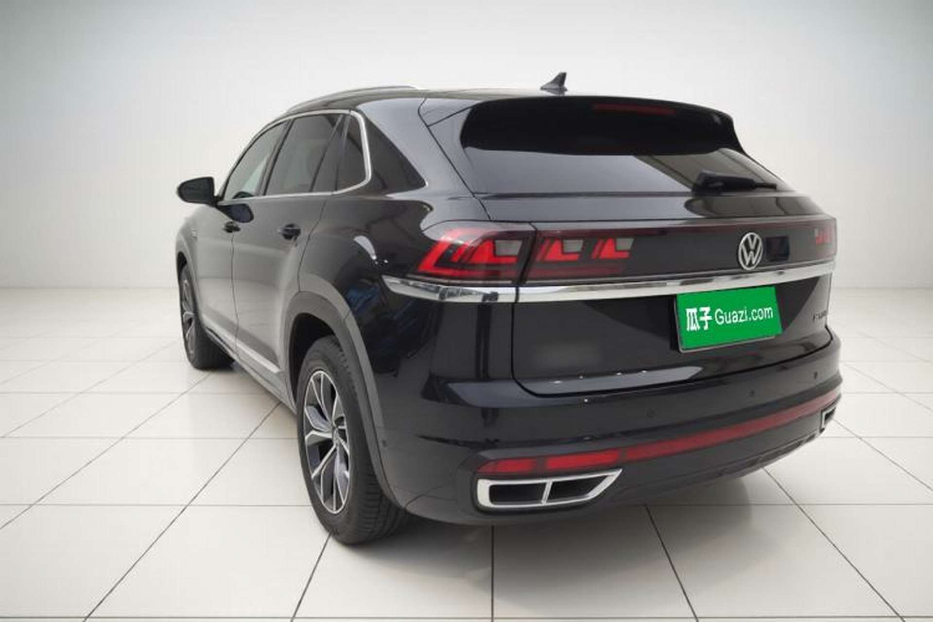 Used Volkswagen Teramont X 2022 330TSI Two-Wheel-Drive Luxury Edition Exterior 2
