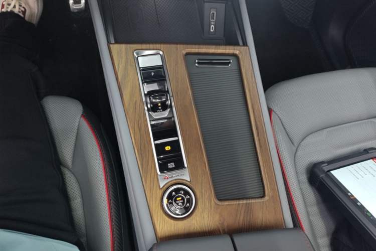 Used Volkswagen Teramont X 2022 530 V6 Four-Wheel Drive Prestige Flagship Edition Gear Lever