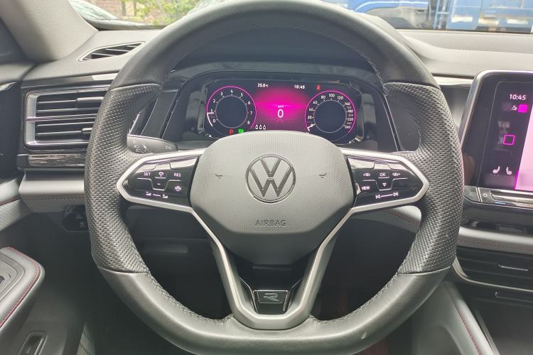 Used Volkswagen Teramont X 2022 330TSI Two-Wheel-Drive Prestige Luxury Edition Interior 2