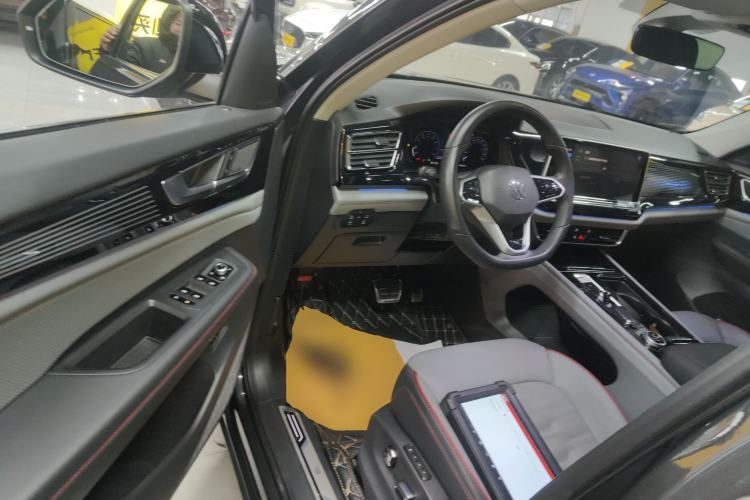 Used Volkswagen Teramont X 2022 530 V6 Four-Wheel Drive Prestige Flagship Edition Interior 3