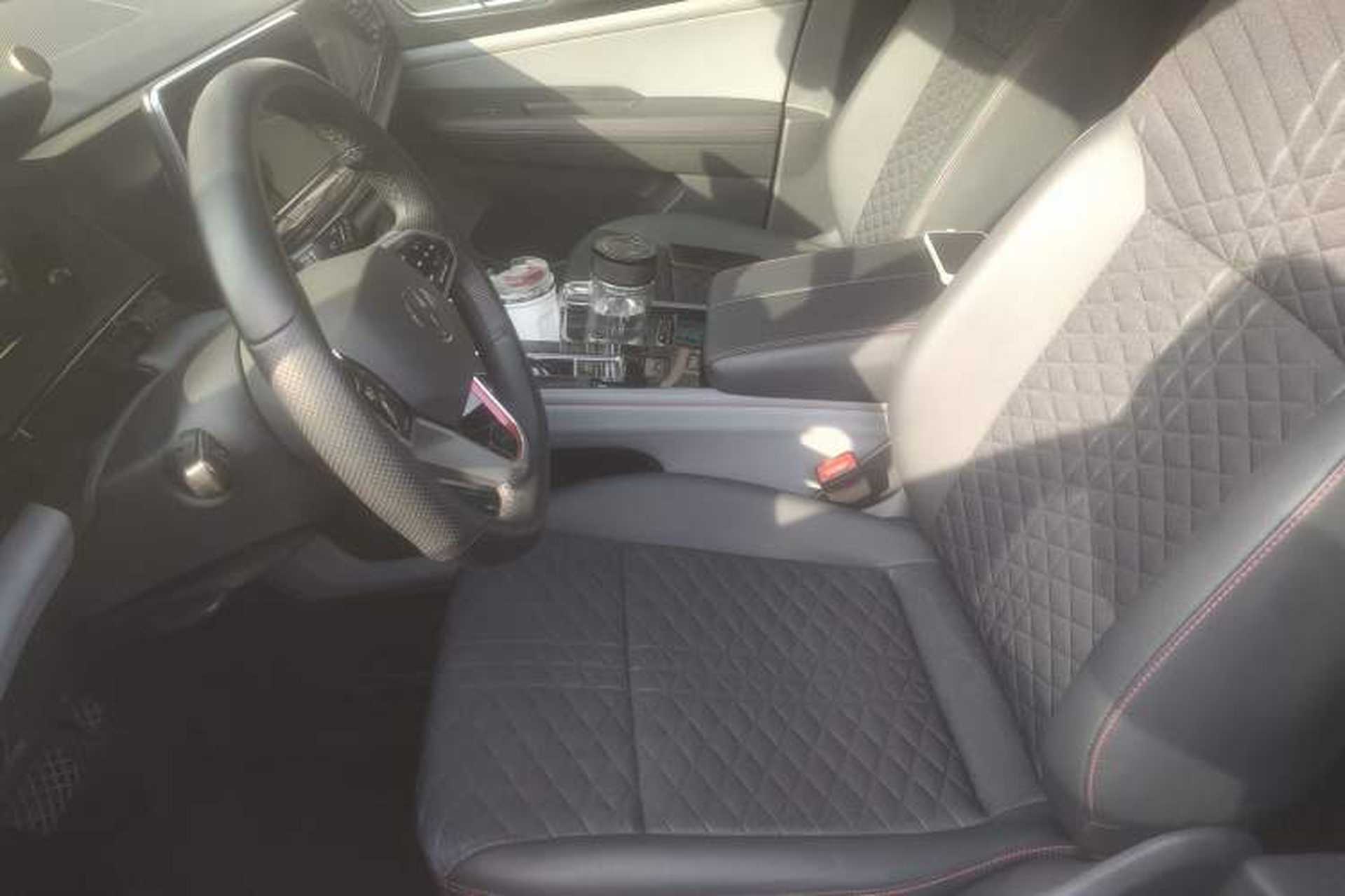 Used Volkswagen Teramont X 2022 330TSI Two-Wheel-Drive Luxury Edition Left Front Seat