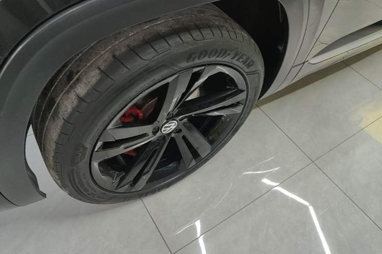 Used Volkswagen Teramont X 2022 530 V6 Four-Wheel Drive Prestige Flagship Edition Left Front Wheel Hub