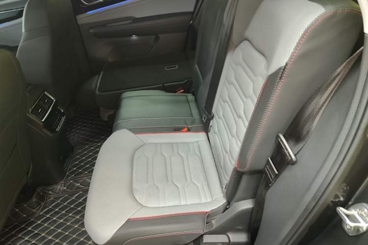 Used Volkswagen Teramont X 2022 530 V6 Four-Wheel Drive Prestige Flagship Edition Left Rear Seat