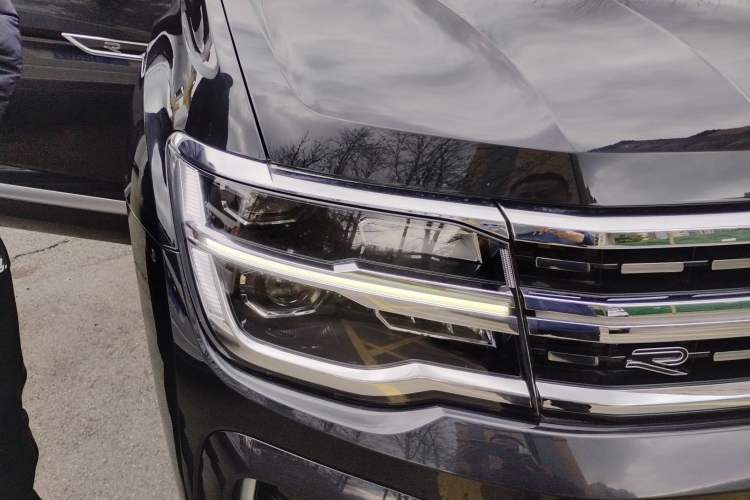 Used Volkswagen Teramont X 2022 380TSI Four-Wheel Drive Prestige Luxury Edition Right Front Headlight