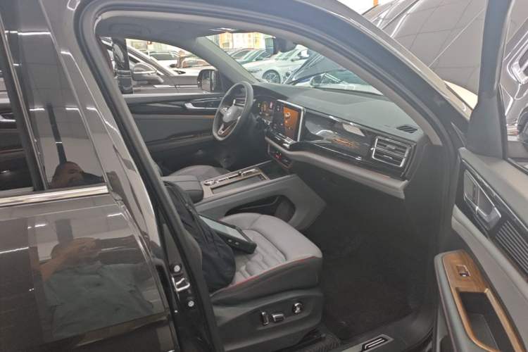 Used Volkswagen Teramont X 2022 530 V6 Four-Wheel Drive Prestige Flagship Edition Right Front Seat