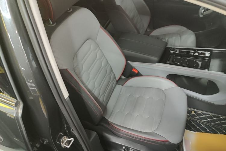 Used Volkswagen Teramont X 2022 530 V6 Four-Wheel Drive Prestige Flagship Edition Right Front Seat