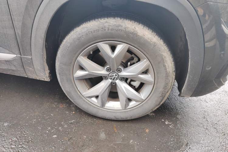 Used Volkswagen Teramont X 2022 380TSI Four-Wheel Drive Luxury Edition Right Front Wheel Hub