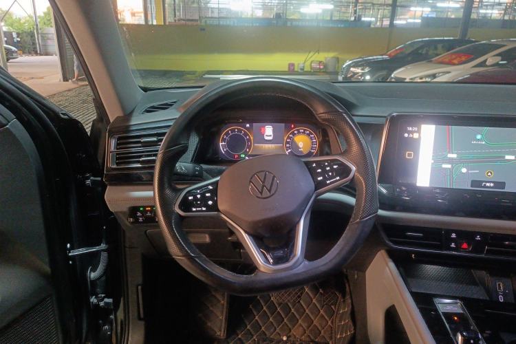 Used Volkswagen Teramont X 2022 330TSI Two-Wheel-Drive Luxury Edition Steering Wheel