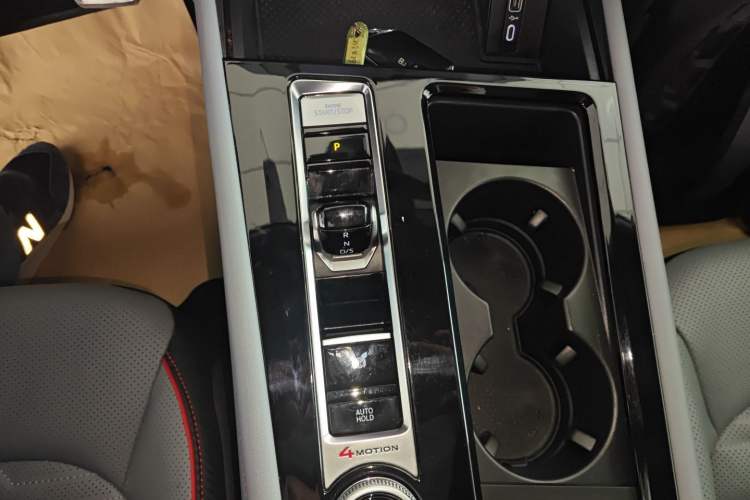 Used Volkswagen Teramont X 2022 380TSI Four-Wheel Drive Luxury Edition Gear Lever