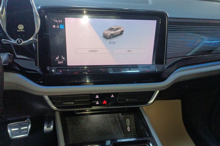 Used Volkswagen Teramont X 2022 380TSI Four-Wheel Drive Prestige Luxury Edition Audio And AC Panel