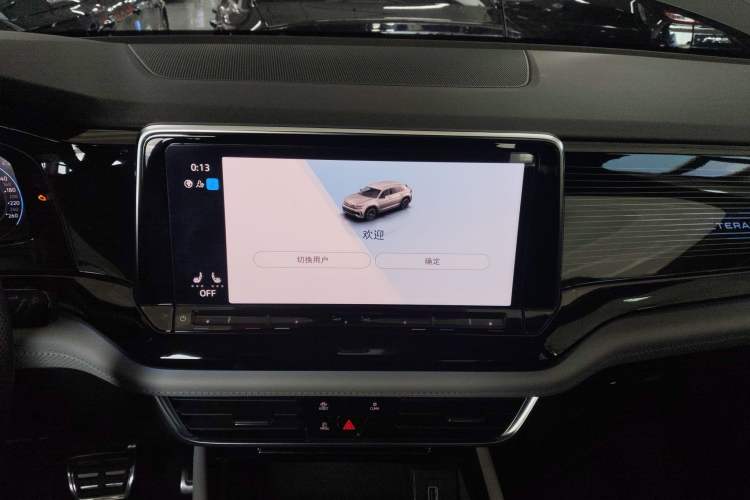 Used Volkswagen Teramont X 2022 380TSI Four-Wheel Drive Prestige Luxury Edition Audio And AC Panel