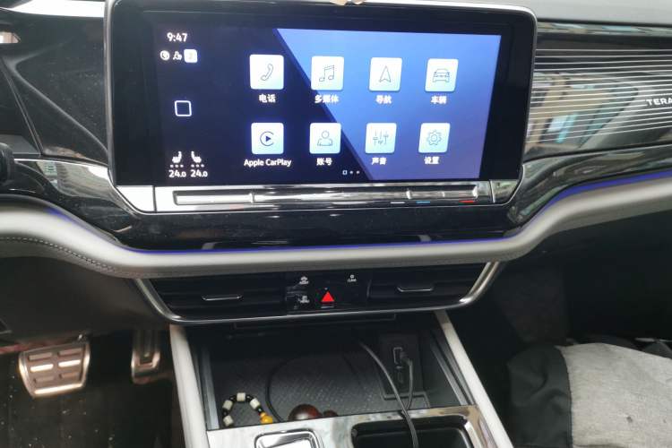 Used Volkswagen Teramont X 2022 380TSI Four-Wheel Drive Luxury Edition Audio And AC Panel