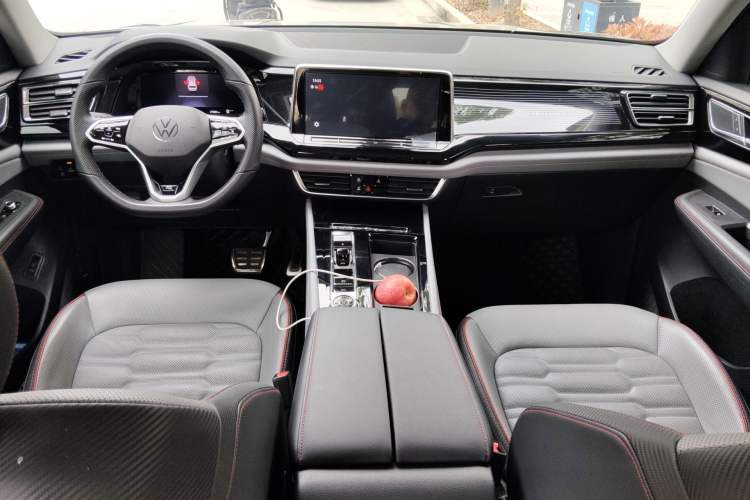 Used Volkswagen Teramont X 2022 380TSI Four-Wheel Drive Prestige Luxury Edition Center Console