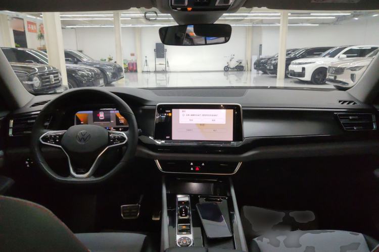 Used Volkswagen Teramont X 2022 380TSI Four-Wheel Drive Luxury Edition Center Console
