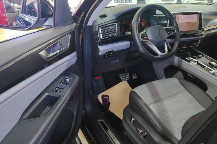 Used Volkswagen Teramont X 2022 380TSI Four-Wheel Drive Luxury Edition Driver Seat