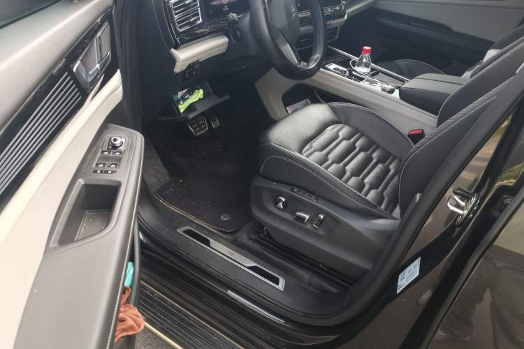 Used Volkswagen Teramont X 2022 530 V6 Four-Wheel Drive Prestige Luxury Edition Driver Seat