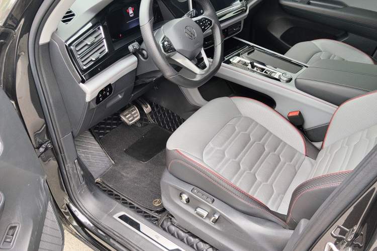 Used Volkswagen Teramont X 2022 380TSI Four-Wheel Drive Prestige Luxury Edition Driver Seat