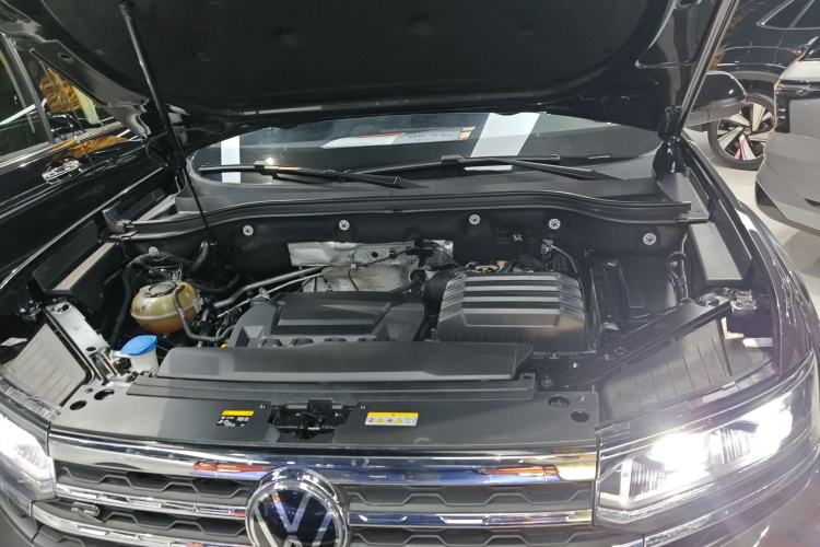 Used Volkswagen Teramont X 2022 380TSI Four-Wheel Drive Prestige Luxury Edition Engine Bay