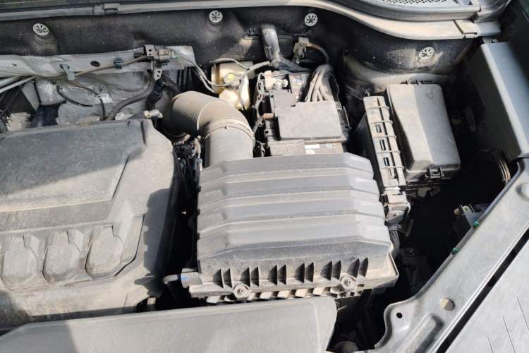Used Volkswagen Teramont X 2022 380TSI Four-Wheel Drive Luxury Edition Engine Bay Left