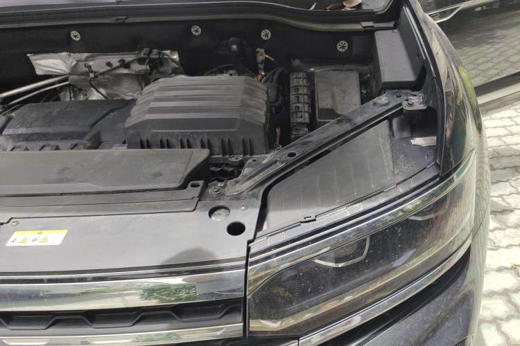 Used Volkswagen Teramont X 2022 380TSI Four-Wheel Drive Luxury Edition Engine Bay Left