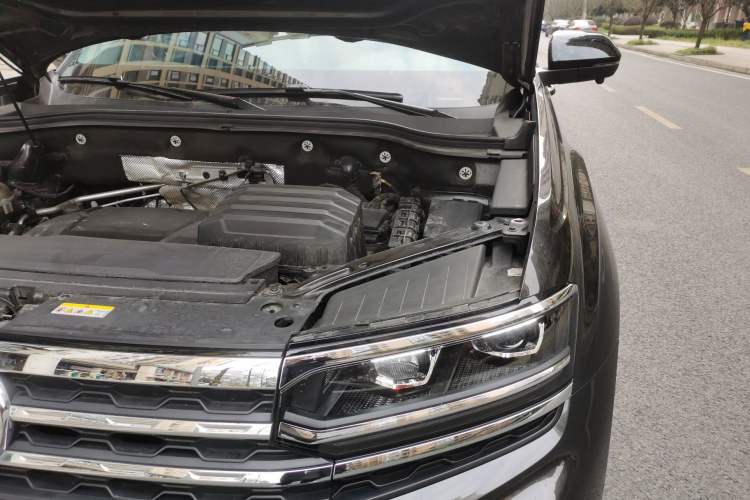 Used Volkswagen Teramont X 2022 380TSI Four-Wheel Drive Luxury Edition Engine Bay Left