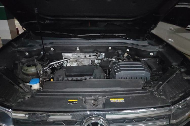 Used Volkswagen Teramont X 2022 380TSI Four-Wheel Drive Polar Night Limited Edition Engine Bay