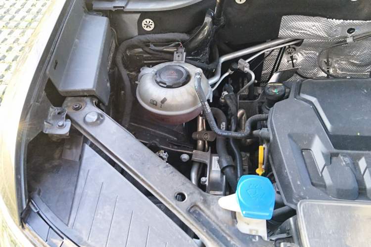 Used Volkswagen Teramont X 2022 330TSI Two-Wheel-Drive Prestige Luxury Edition Engine Bay Right