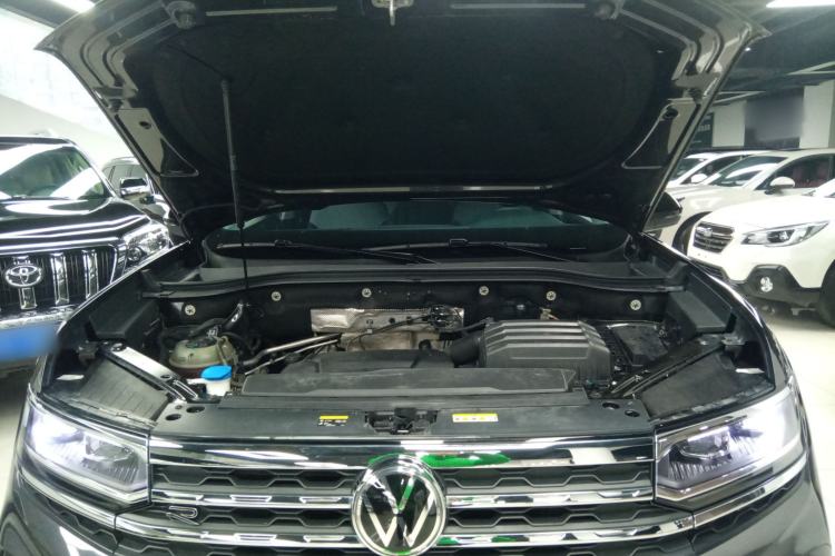 Used Volkswagen Teramont X 2022 330TSI Two-Wheel-Drive Luxury Edition Engine Bay