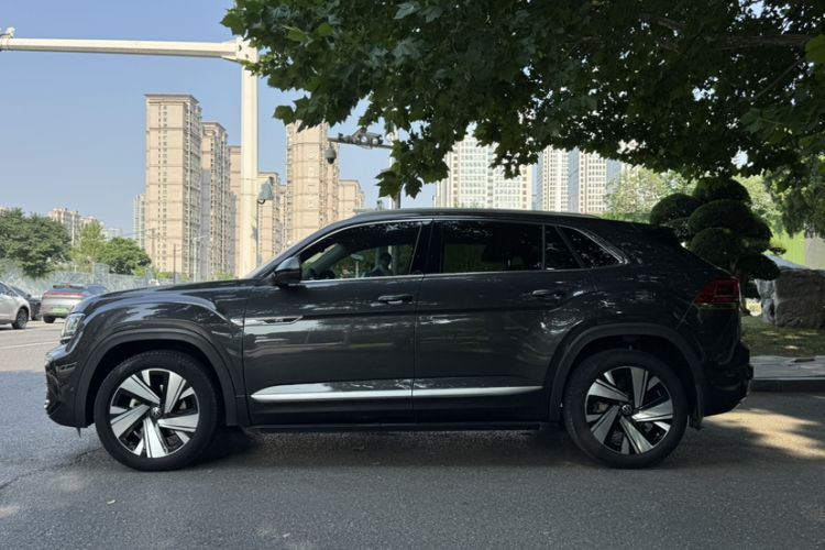 Used Volkswagen Teramont X 2022 530 V6 Four-Wheel Drive Prestige Luxury Edition Exterior 5