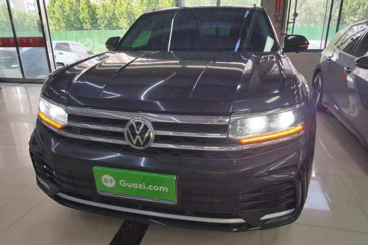 Used Volkswagen Teramont X 2022 330TSI Two-Wheel-Drive Luxury Edition Front