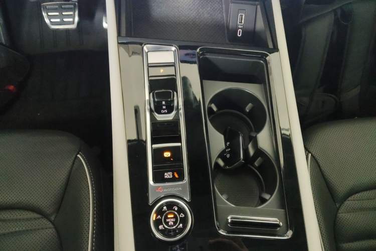 Used Volkswagen Teramont X 2022 380TSI Four-Wheel Drive Prestige Luxury Edition Gear Lever