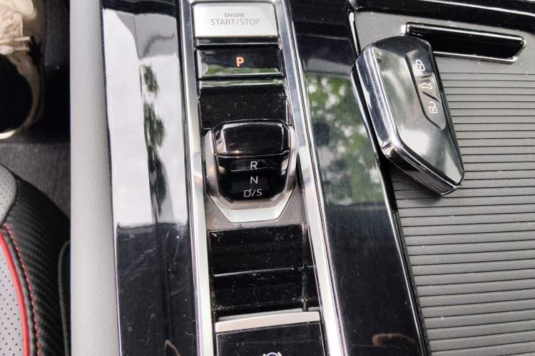 Used Volkswagen Teramont X 2022 380TSI Four-Wheel Drive Prestige Luxury Edition Gear Lever
