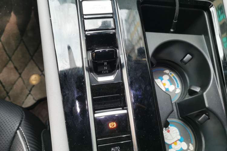 Used Volkswagen Teramont X 2022 380TSI Four-Wheel Drive Luxury Edition Gear Lever