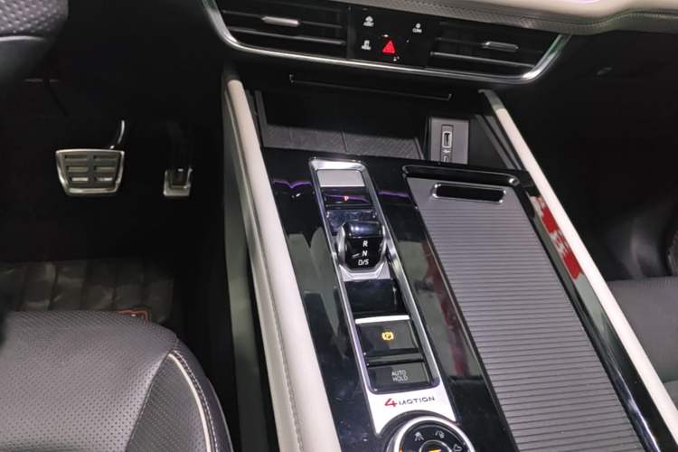 Used Volkswagen Teramont X 2022 380TSI Four-Wheel Drive Prestige Flagship Edition Gear Lever